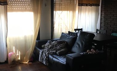 Casa para 2 Familias en venta en Bernal Oeste