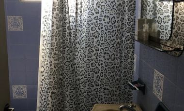 Casa para 2 Familias en venta en Bernal Oeste