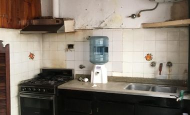 Casa para 2 Familias en venta en Bernal Oeste
