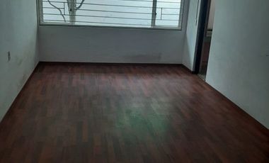 AMPLIA CASA DE 1000M2  Y 650M2 EN UNA SOLA PLANTA, ESTAC. 15 AUTOS, CENTRICA  TOLUCA