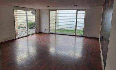 AMPLIA CASA DE 1000M2  Y 650M2 EN UNA SOLA PLANTA, ESTAC. 15 AUTOS, CENTRICA  TOLUCA