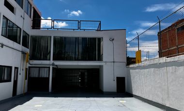 Edificio de oficinas en Venta en Puebla, Santa Cruz Buenavista - Puebla.