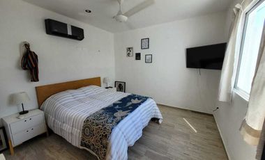 CASA TOTALMENTE AMUEBLADA Y EQUIPADA A 4 cuadras de la Playa en Chixulub