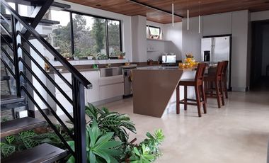 Venta Casa en El Retiro Via Palmas