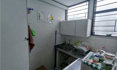 Oficina/Local Calle 33/Laureles