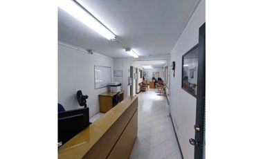 Oficina/Local Calle 33/Laureles