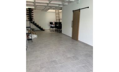 EDIFICIO COMPLEX LLANOGRANDE