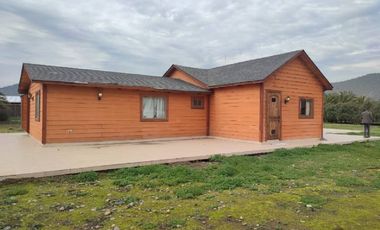 PARCELA CON QUINCHO Y PISCINA APTA PARA EVENTOS