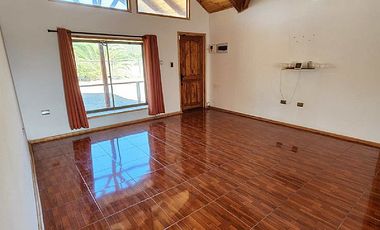 PARCELA CON QUINCHO Y PISCINA APTA PARA EVENTOS