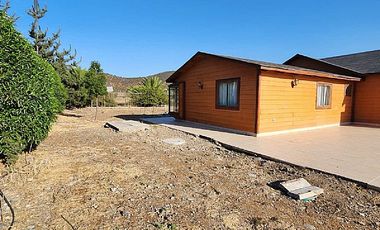 PARCELA CON QUINCHO Y PISCINA APTA PARA EVENTOS