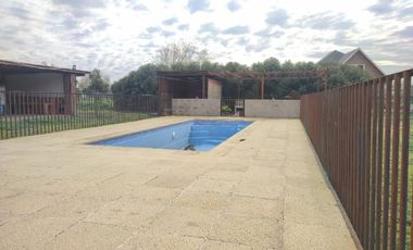 PARCELA CON QUINCHO Y PISCINA APTA PARA EVENTOS