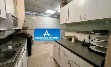 Venta de Casa; Amplia Terraza y con remodelaciones recientes  157Mts2.