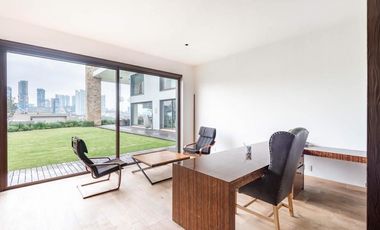 Casa en Venta en Bosque Real Country Clun Cdmx