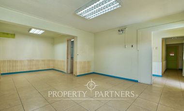 Amplia casa comercial en venta, Ñuñoa!
