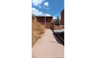 VENDO CASA LOTE 180 M2 APV. CRUZ VERDE CUSCO PERU