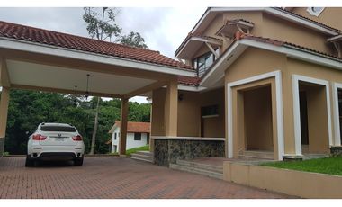 ALQUILER DE CASA EN SENDEROS DE CAMINOS DE CRUCES