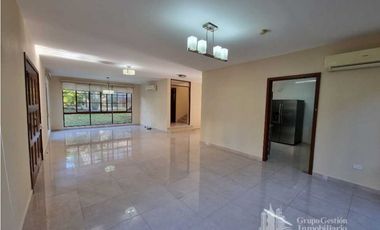 CASA  4 REC EN CLAYTON, SENDEROS CAMINO DE CRUCES