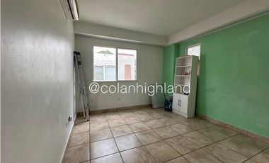 REMATE Se Vende Casa en PH Everest, Brisas del Golf Norte