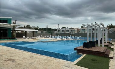 REMATE Se Vende Casa en PH Everest, Brisas del Golf Norte