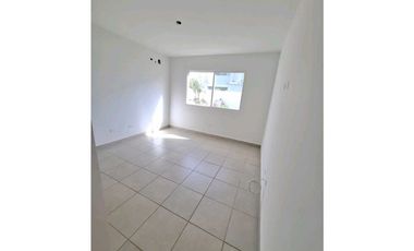 VENTA CASA  BRISAS DEL GOLF PH VICTORIA 187M2