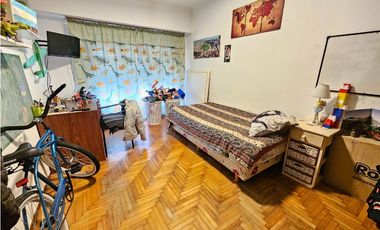 venta departamento de 4 ambientes  calle san juan y san martin