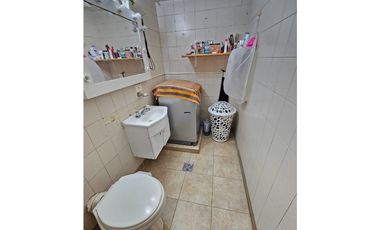 venta departamento de 4 ambientes  calle san juan y san martin