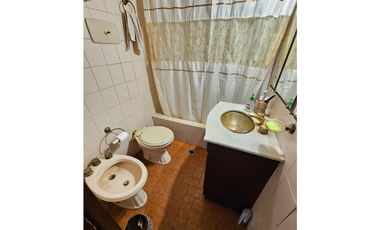 venta departamento de 4 ambientes  calle san juan y san martin