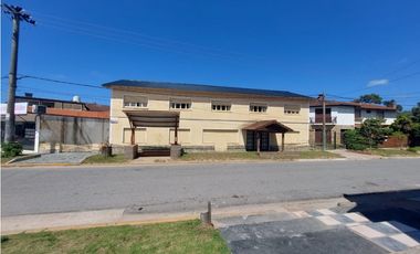 Venta de 6 dptos. en block a tres cuadras del mar!!!