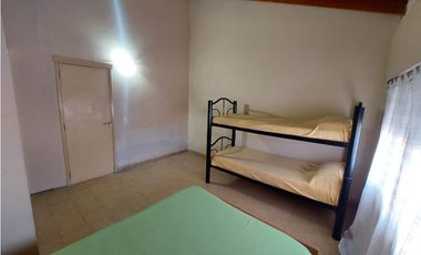 Venta de 6 dptos. en block a tres cuadras del mar!!!