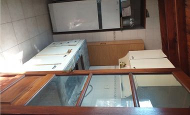 CASA Y DEPTO CALLE ABDALA