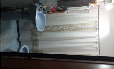 CASA Y DEPTO CALLE ABDALA