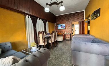 Casa para 2 Familias en venta en Wilde