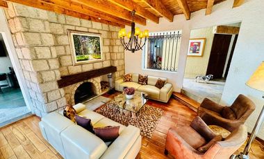 Casa en Venta en Lomas del Sol - Excelente estado de Conservación