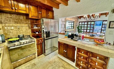 Casa en Venta en Lomas del Sol - Excelente estado de Conservación
