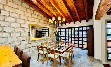 Casa en Venta en Lomas del Sol - Excelente estado de Conservación