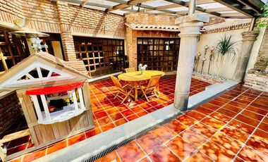 Casa en Venta en Lomas del Sol - Excelente estado de Conservación