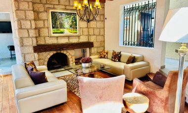 Casa en Venta en Lomas del Sol - Excelente estado de Conservación