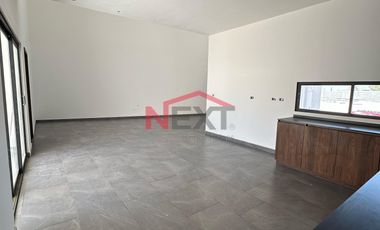 Venta en las Huertas Residencial con recámara en planta Baja y cocina integral incluida (L17)