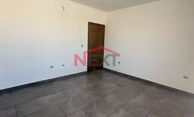 Venta en las Huertas Residencial con recámara en planta Baja y cocina integral incluida (L17)