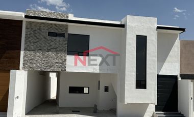 Venta en las Huertas Residencial con recámara en planta Baja y cocina integral incluida (L17)