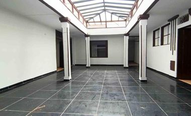 CASA EN ARRIENDO EN EL CENTRO/MANIZALES