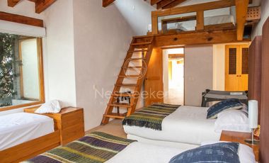 CASA EN VENTA CON VISTA AL LAGO