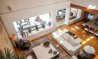 CASA EN VENTA CON VISTA AL LAGO
