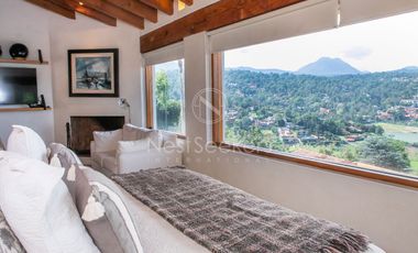 CASA EN VENTA CON VISTA AL LAGO