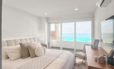 Departamento en venta de 3 recámaras frente al mar en Playas del Conchal