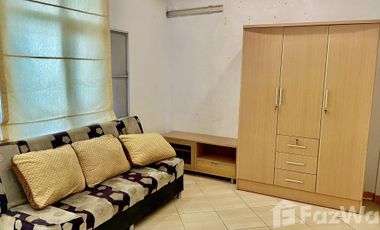 Spacious Townhouse for Sale – Ideal for Investors and Family