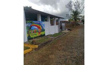 VENDO CASA EN LA CHORRERA BARRIADA MARIA LETICIA 4R (DMFS)