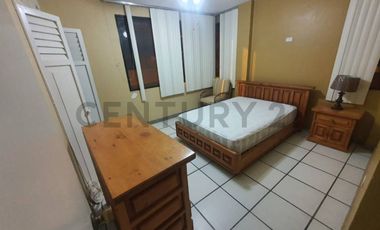 Vendo Casa Grande junto al mar, Independiente, Piscina, 4 Dormitorios en Tonsupa