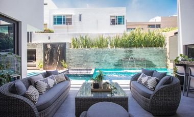 Casa de Lujo en Venta en Parque Virreyes