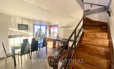 Pichilemu, Casa con maravillosa vista en sector residencial